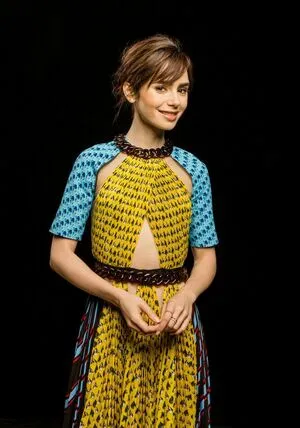 Lily Collins OnlyFans Leaked Free Thumbnail Picture - #bi2zx7lHIb