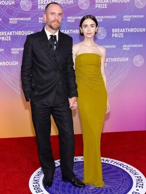 Lily Collins OnlyFans Leaked Free Thumbnail Picture - #bwkFn1b8GO