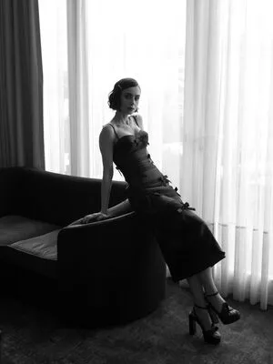 Lily Collins OnlyFans Leaked Free Thumbnail Picture - #e62uJDlbLZ