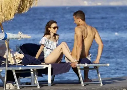 Lily Collins OnlyFans Leaked Free Thumbnail Picture - #fKp3VcTHYb