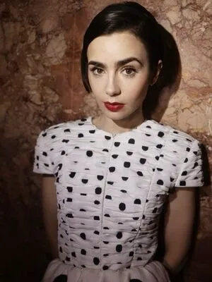 Lily Collins OnlyFans Leaked Free Thumbnail Picture - #htQ91XWxtj