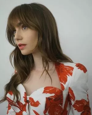 Lily Collins OnlyFans Leaked Free Thumbnail Picture - #ih2DBK0ePZ