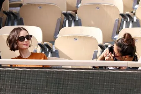 Lily Collins OnlyFans Leaked Free Thumbnail Picture - #jYdisTpobX