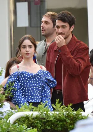 Lily Collins OnlyFans Leaked Free Thumbnail Picture - #k9e2JNvdfH