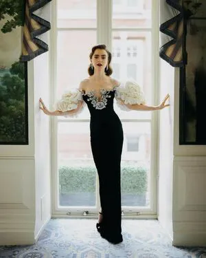 Lily Collins OnlyFans Leaked Free Thumbnail Picture - #mx9FTXaV9C