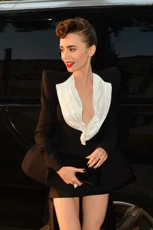 Lily Collins OnlyFans Leaked Free Thumbnail Picture - #nhIBu4opi7