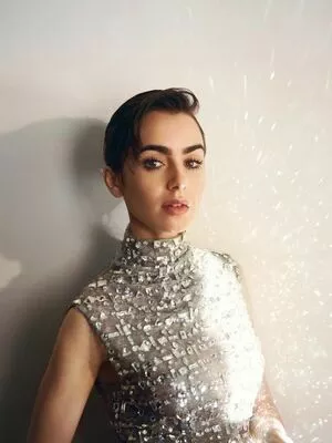 Lily Collins OnlyFans Leaked Free Thumbnail Picture - #nuiSkR2pHe