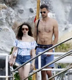 Lily Collins OnlyFans Leaked Free Thumbnail Picture - #oU4COKJ5Gq