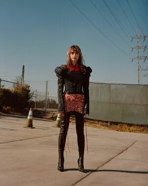 Lily Collins OnlyFans Leaked Free Thumbnail Picture - #rn7rcmanab