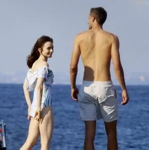 Lily Collins OnlyFans Leaked Free Thumbnail Picture - #uFp7bhjZSX