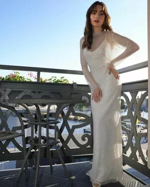 Lily Collins OnlyFans Leaked Free Thumbnail Picture - #xUh1CDPItF