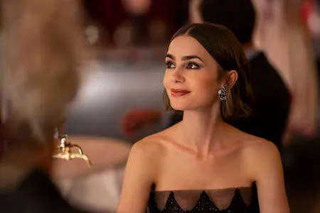 Lily Collins OnlyFans Leaked Free Thumbnail Picture - #zsS5jj3sLG