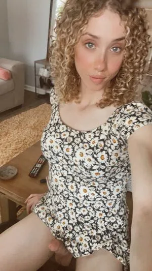 Lily Demure OnlyFans Leaked Free Thumbnail Picture - #AITYCOpUSB