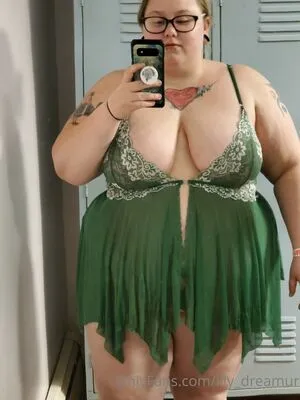 Lily Dreamur OnlyFans Leaked Free Thumbnail Picture - #NipAdFBbcc