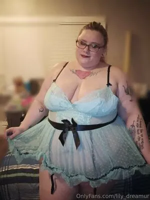 Lily Dreamur OnlyFans Leaked Free Thumbnail Picture - #x0IU5QzS2c