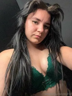 Lily Jade OnlyFans Leaked Free Thumbnail Picture - #Txx7grgwy6