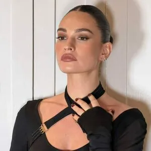 Lily James OnlyFans Leaked Free Thumbnail Picture - #2hz3W6zogG