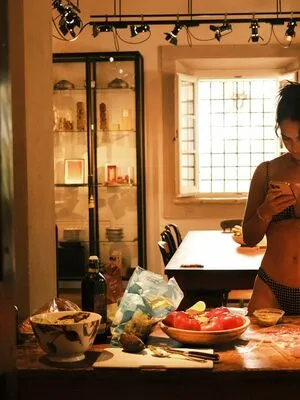 Lily James OnlyFans Leaked Free Thumbnail Picture - #4D45cI9DdW