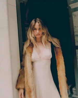 Lily James OnlyFans Leaked Free Thumbnail Picture - #DHagt7nG8I