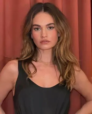Lily James OnlyFans Leaked Free Thumbnail Picture - #K5ilo3bSig