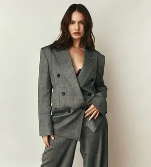 Lily James OnlyFans Leaked Free Thumbnail Picture - #KpAaAwfKCa