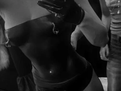 Lily James OnlyFans Leaked Free Thumbnail Picture - #QHvrgCtTyt