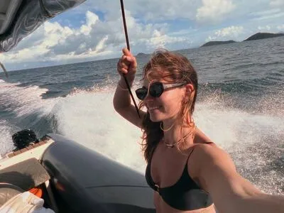 Lily James OnlyFans Leaked Free Thumbnail Picture - #aKNQNKXw29