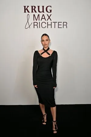 Lily James OnlyFans Leaked Free Thumbnail Picture - #aSOLM2rjcl