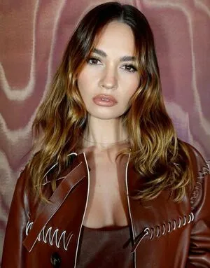 Lily James OnlyFans Leaked Free Thumbnail Picture - #igF6N7XstF