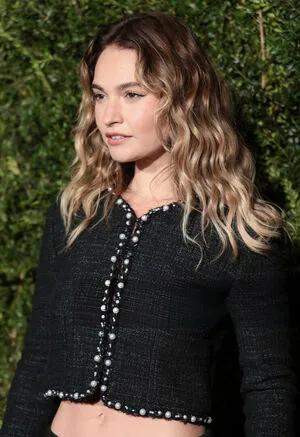 Lily James OnlyFans Leaked Free Thumbnail Picture - #lOt3n2eVTt