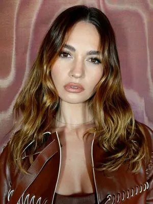 Lily James OnlyFans Leaked Free Thumbnail Picture - #mYu3T8ticH