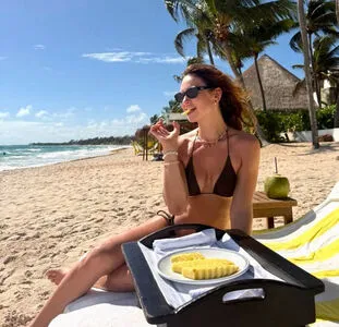 Lily James OnlyFans Leaked Free Thumbnail Picture - #pmyPpWu2eO