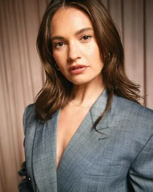 Lily James OnlyFans Leaked Free Thumbnail Picture - #qWjkoNucXA