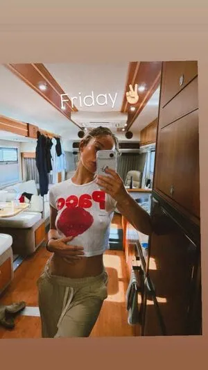 Lily James OnlyFans Leaked Free Thumbnail Picture - #qmL3apFn3N