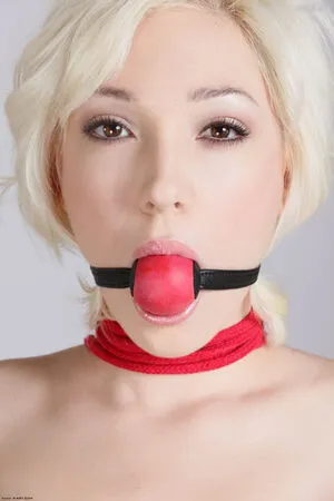 Lily Labeau OnlyFans Leaked Free Thumbnail Picture - #6scSwfDeq8