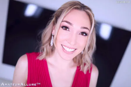 Lily Labeau OnlyFans Leaked Free Thumbnail Picture - #MILl7kKnTK