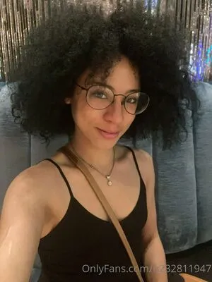 Lily Licks OnlyFans Leaked Free Thumbnail Picture - #4hAu9dKmjd