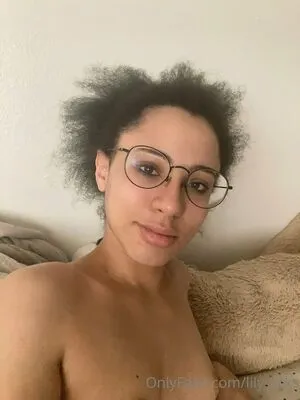 Lily Licks OnlyFans Leaked Free Thumbnail Picture - #7BanghgbUV