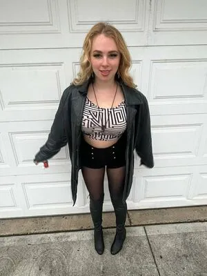 Lily Maevon OnlyFans Leaked Free Thumbnail Picture - #wVtc2y22IO