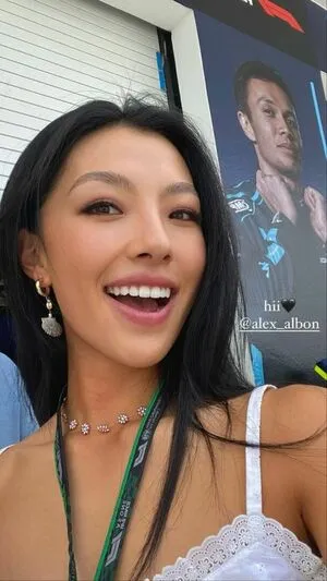 Lily Munihe OnlyFans Leaked Free Thumbnail Picture - #KLNKzTslea