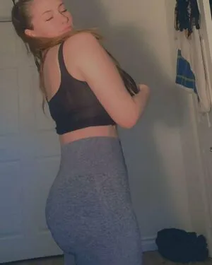 Lily P OnlyFans Leaked Free Thumbnail Picture - #RMepDyrfpu