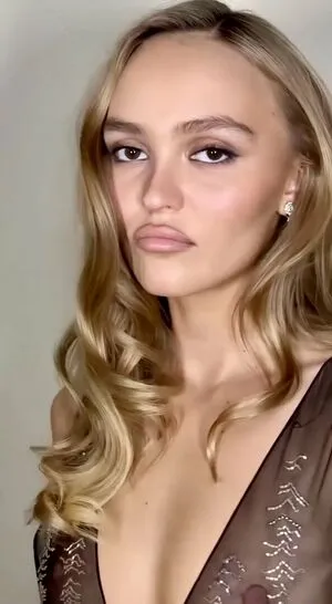 Lily Rose Depp OnlyFans Leaked Free Thumbnail Picture - #MFNr72MzwI