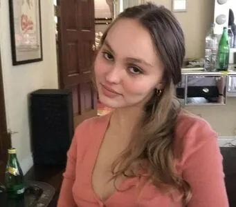 Lily Rose Depp OnlyFans Leaked Free Thumbnail Picture - #ahaLKarvty