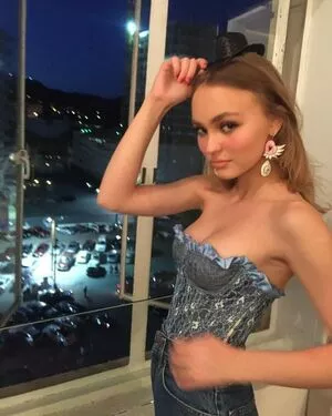 Lily-Rose Depp OnlyFans Leaked Free Thumbnail Picture - #Gd84dwxHCr