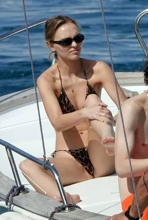 Lily-Rose Depp OnlyFans Leaked Free Thumbnail Picture - #viguYbg8AI