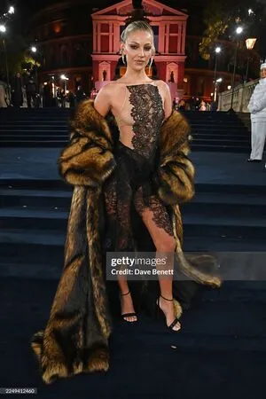 Lily Rowland OnlyFans Leaked Free Thumbnail Picture - #MmkEP6bbme