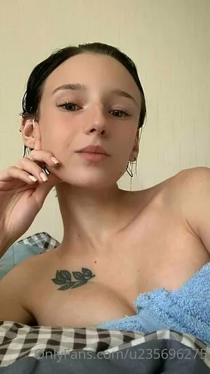 Lily Shine OnlyFans Leaked Free Thumbnail Picture - #tJsL3zJVw6