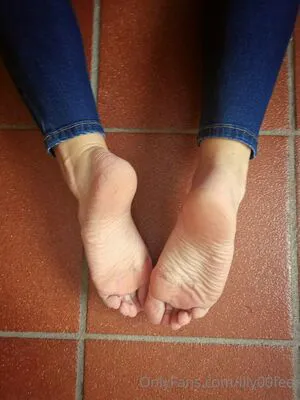 Lily00feet OnlyFans Leaked Free Thumbnail Picture - #jm8Pmb3tMD