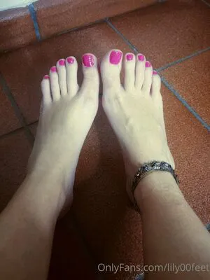 Lily00feet OnlyFans Leaked Free Thumbnail Picture - #tY3CsVt75u