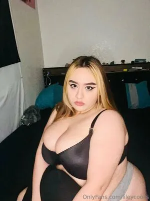 Lilyanneee OnlyFans Leaked Free Thumbnail Picture - #0jXU640odb